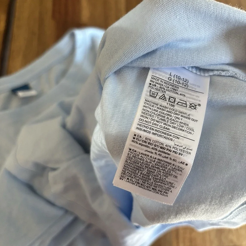 Old Navy Girl T-shirt 